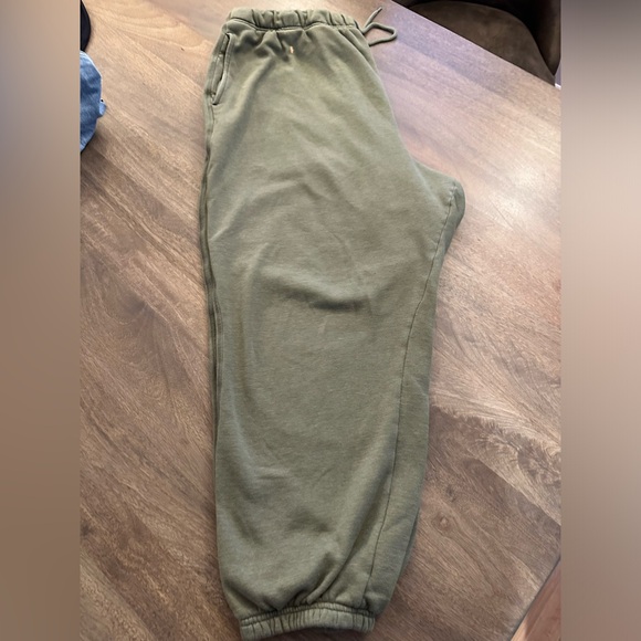 Old Navy Pants - Old Navy, Olive sweats